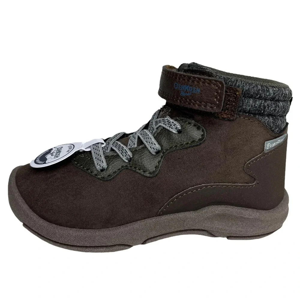 OshKosh B'gosh Toddler Boys Slip-on Ankle Boots Size‎ 8 Brown Mid Top Washable